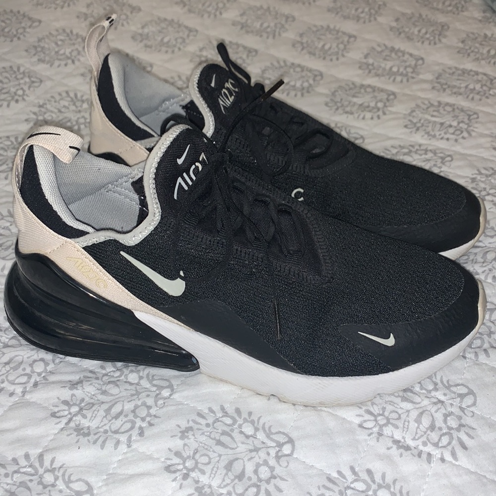 Nike AirMax 27C